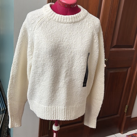 Banana Republic Sweaters - Banana republic  sweater  crewneck, long sleeves cotton /Merino wool  Ivory  NWT